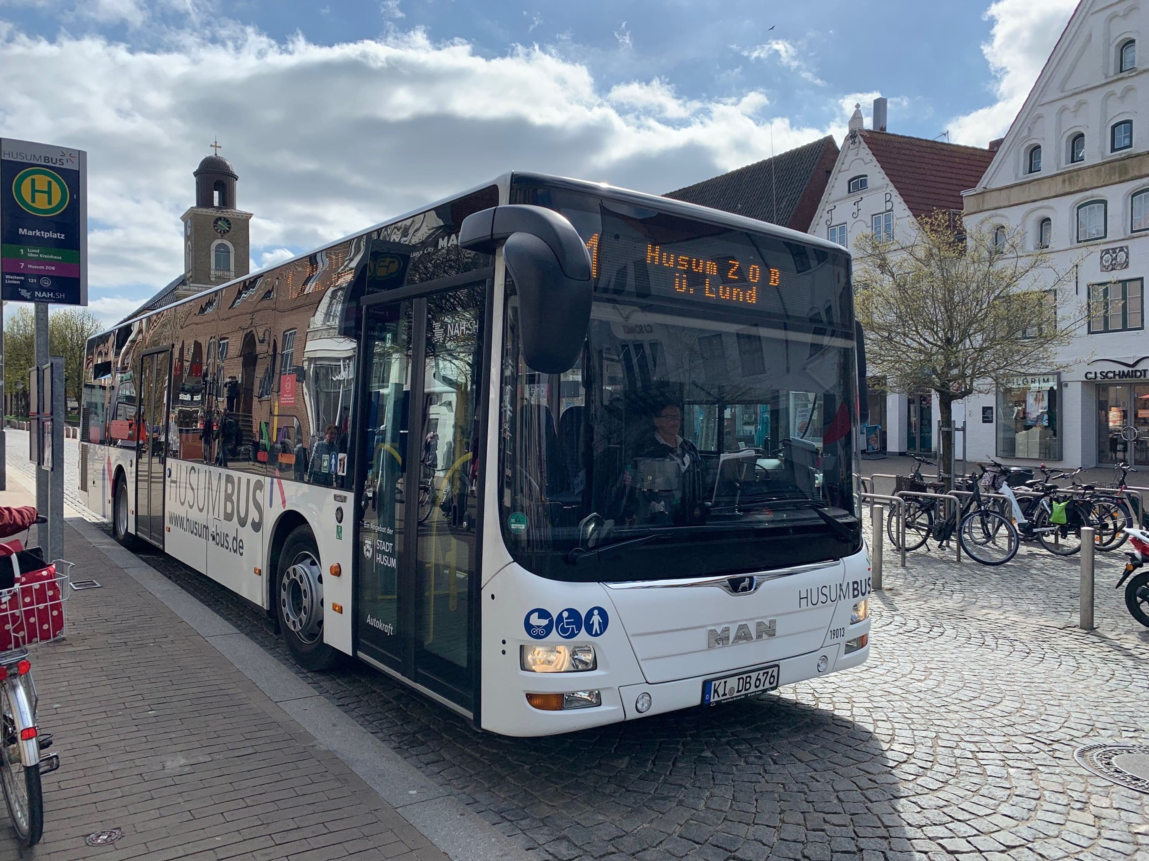 HusumBus begeistert mit kostenlosem Spätverkehr