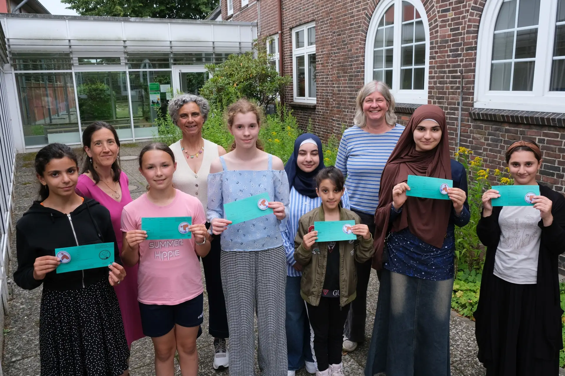 Schwimmkurs stärkt Mädchen in Norderstedt